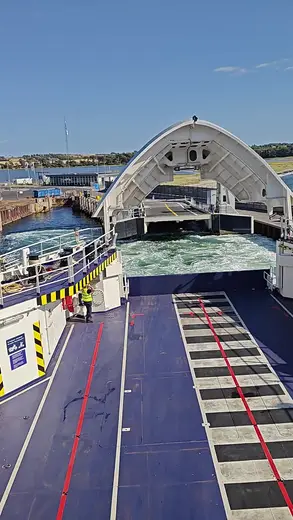 Ombord på færgen til Fynshav (video)